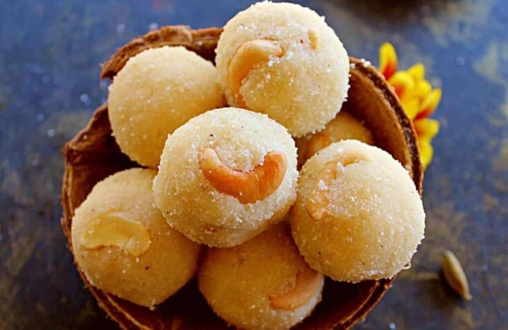 Easy Rava Ladoo Recipe