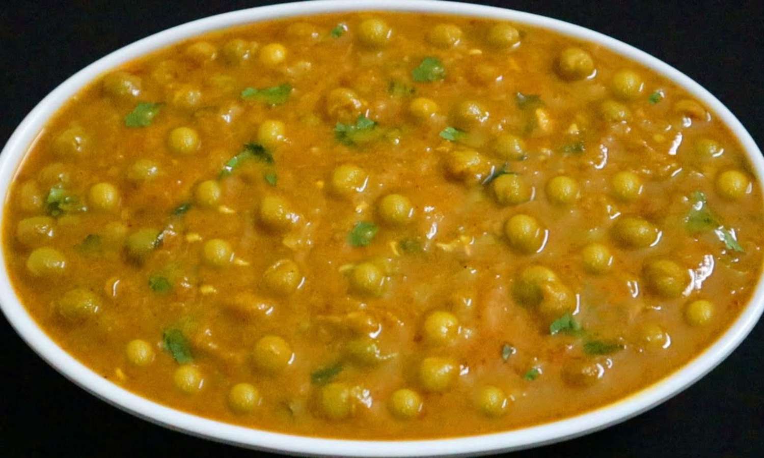 Kerala Style Green Peas Curry